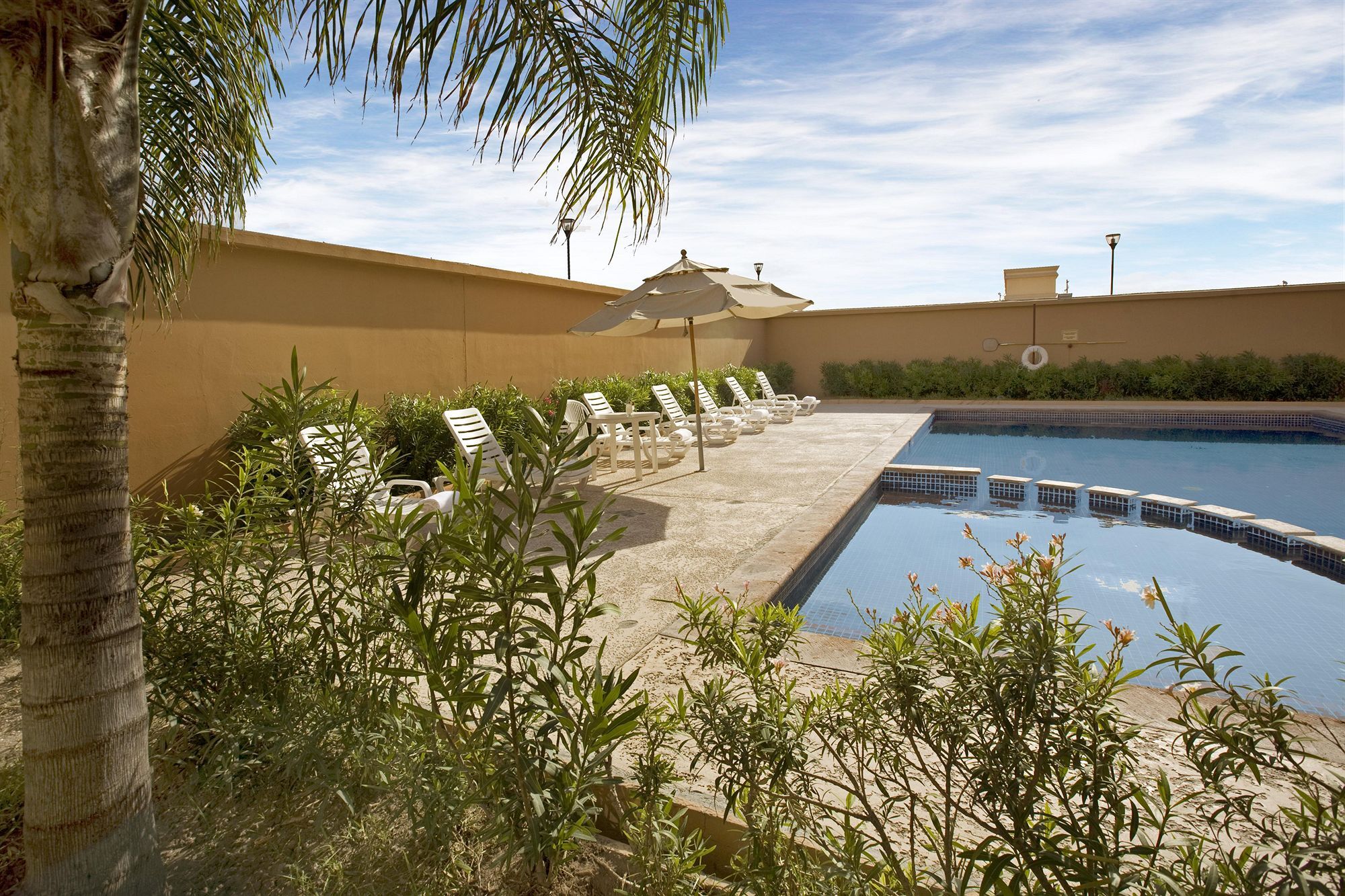 Altavista Hotel رينوسا المظهر الخارجي الصورة